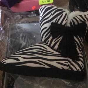Bow zebra shearling boot vida33